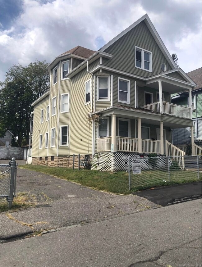 Photo - 167 Chestnut Ave Unit 3