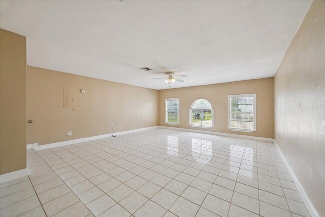 Photo - 2709 Avenue D