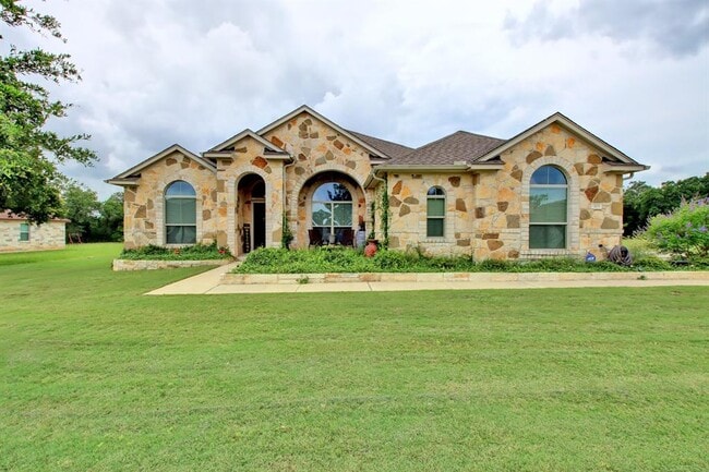 Photo - 323 Chisholm Trail Casa