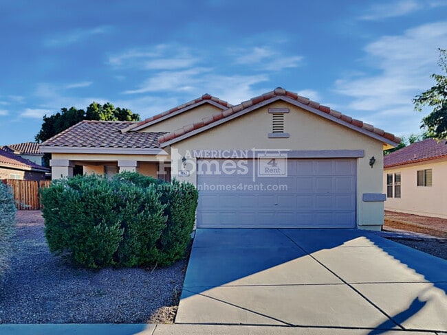 Building Photo - 1133 S 111th Cir