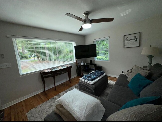 Photo - 2116 W Dellview Dr