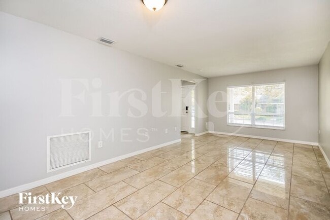 Photo - 815 Lake Elbert Ct