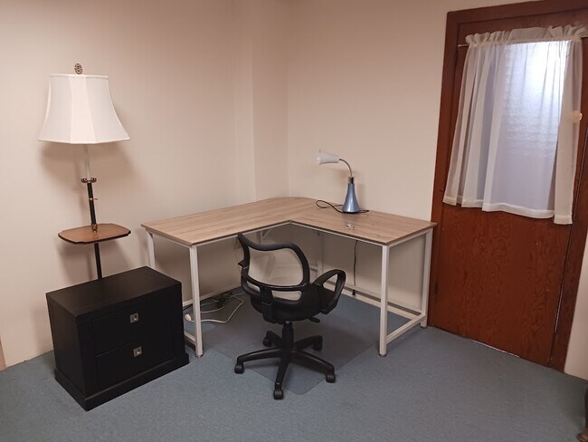 Photo - 42 Winston Park Blvd