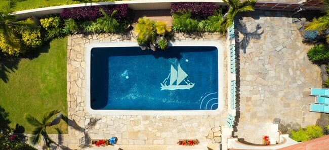 Photo - 238 Portlock Rd