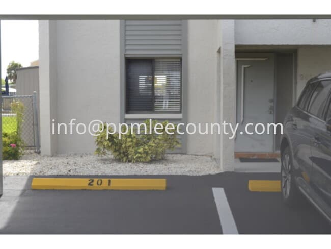 Photo - Ground Floor 2/2 Waterfront Condo with Dock