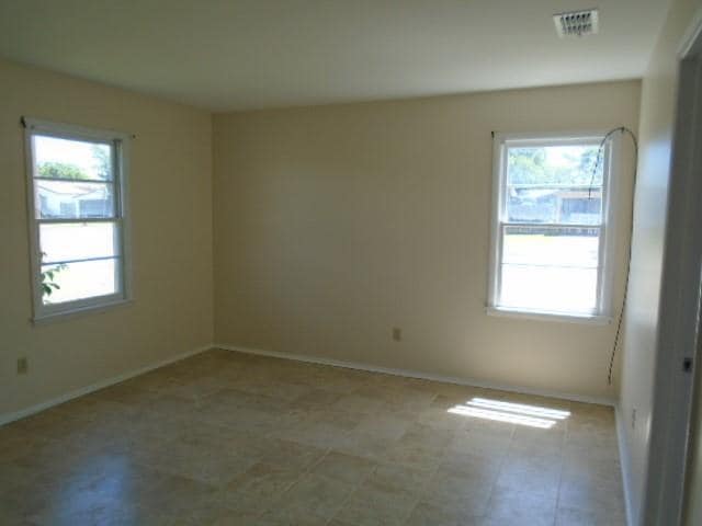 Photo - 2801 S 27th St