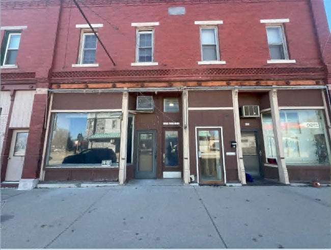 Building Photo - 121 N High St Unit A