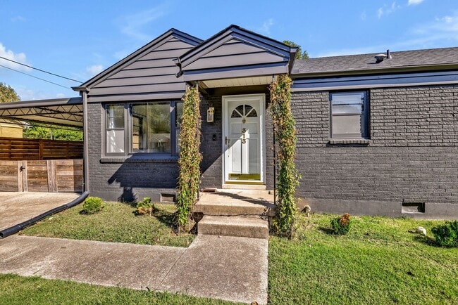 Photo - Beautifully furnished short-term rental in...