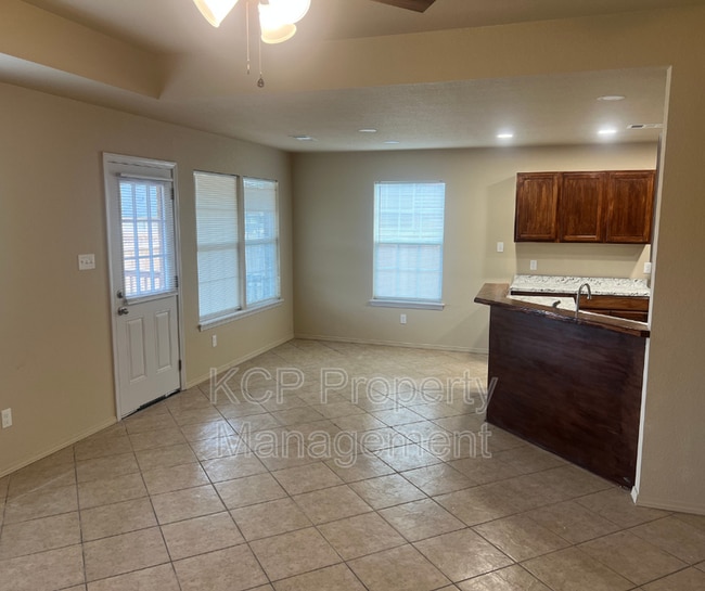 Photo - 2014 N 55th Pl