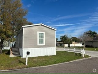 Building Photo - 4000 24th St N Rental