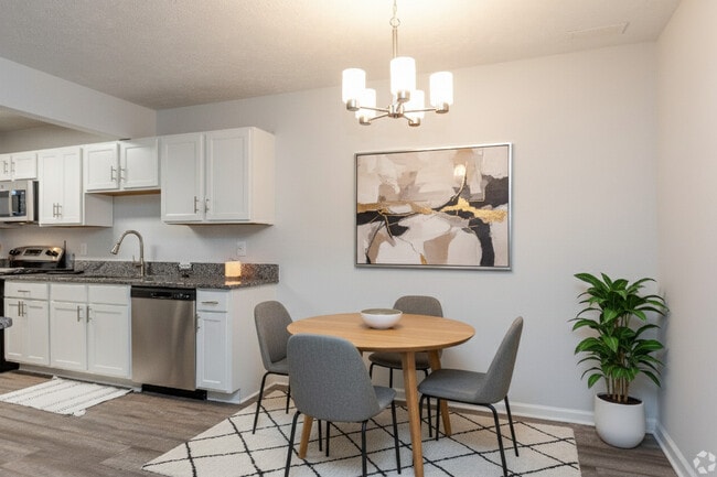 Breakfast/Dining Area