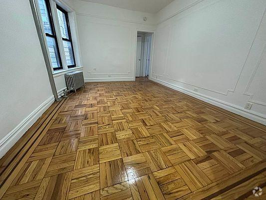 Building Photo - 1 bedroom in BRONX NY 10468 Unit 4E Rental