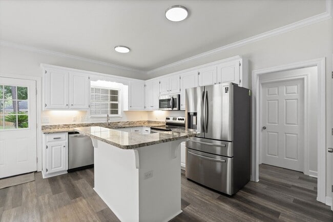 Photo - MOVE IN READY BEAUTY IN PINEHURST