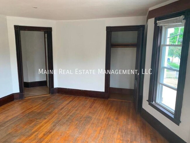 Photo - 204 Maple St Unidad 2