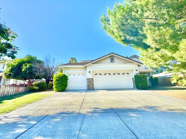 Building Photo - 1207 Silverton Way
