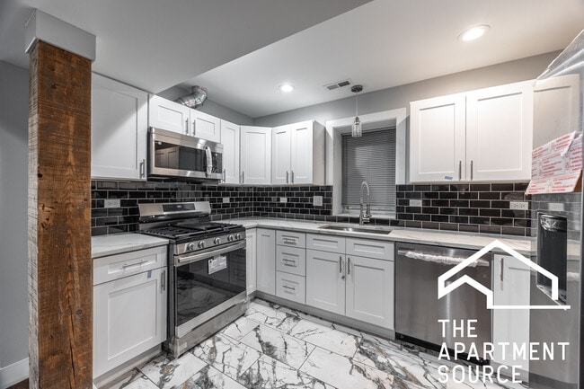 Photo - 3328 W Congress Pky Unidad G