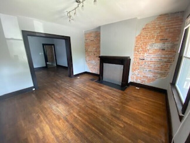 Photo - 2257 Summit St Unit 2257