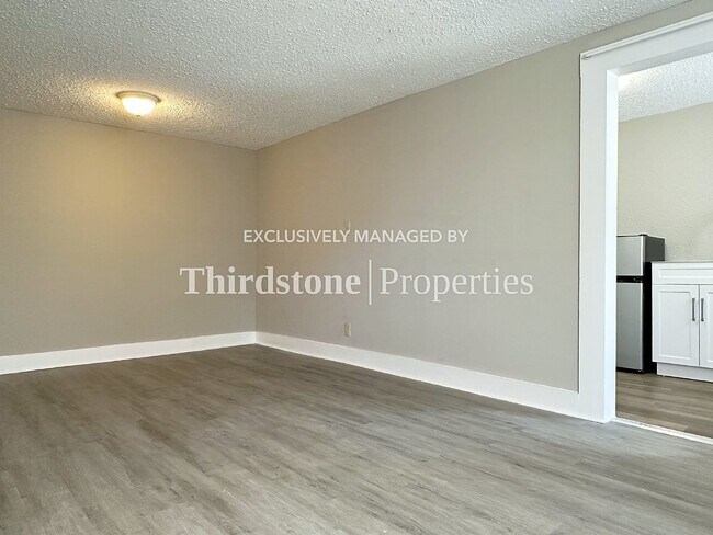 Photo - 459 W 59th St Unit B