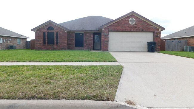 210 Viola Dr