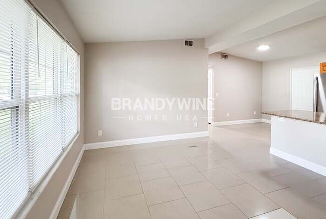 Photo - 2145 Bourget Dr