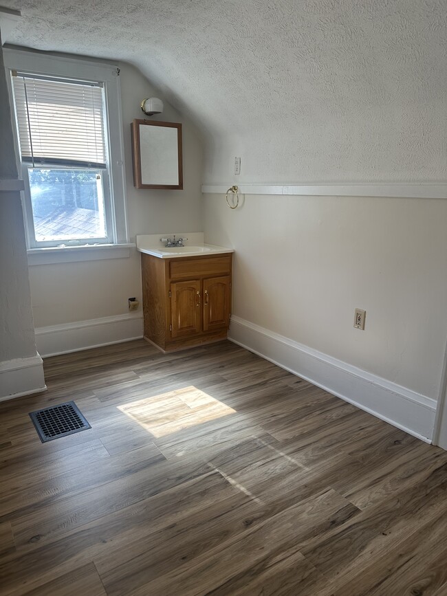 Photo - 134 Norwood St