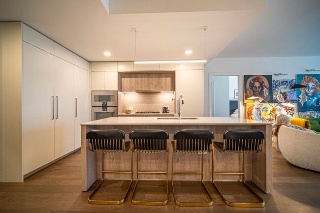 Photo - 211 N Harbor Dr