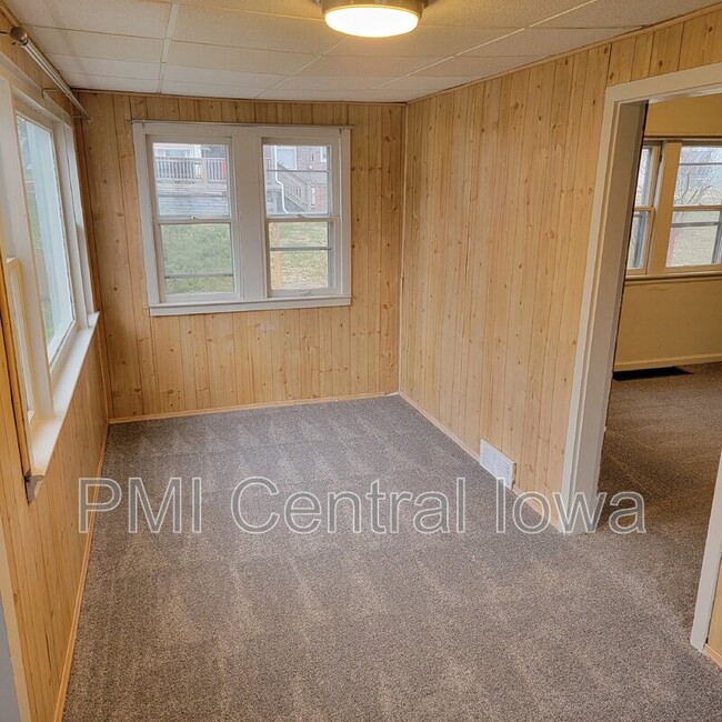 Photo - 1211 Lewis Ave