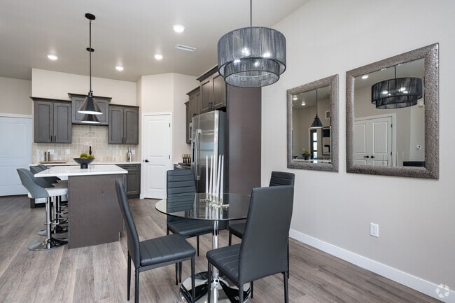 3BR, 2BA - 1,435SF - Dining Room