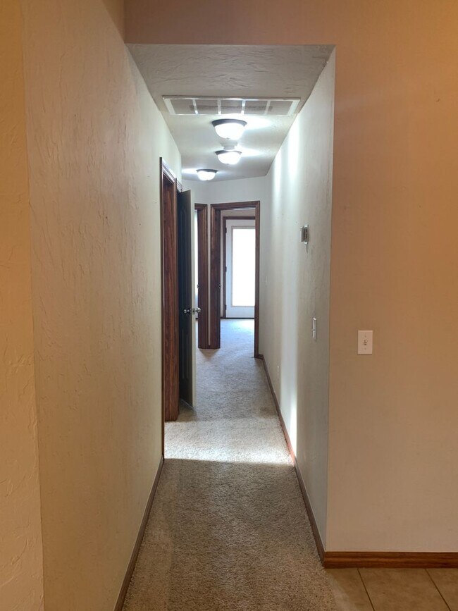 Photo - 3 bedroom, 2 bathroom, 2 car garage