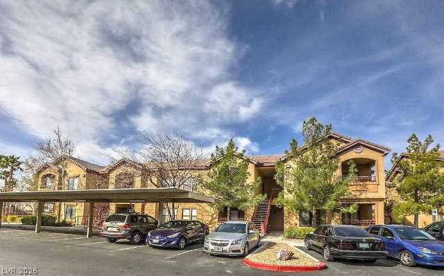 Building Photo - 8250 N Grand Canyon Dr Unit 2019