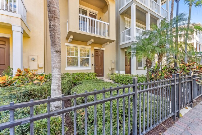 Photo - 106 SW 1st Ave