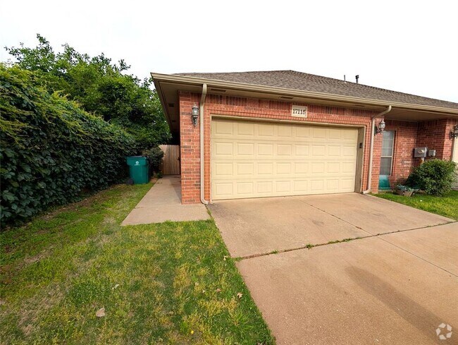 Building Photo - 17115 Cedar Dr Rental