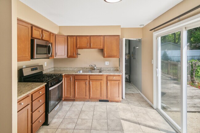 164 Galewood Dr
