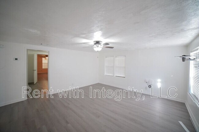 Photo - 1228 Alabama St