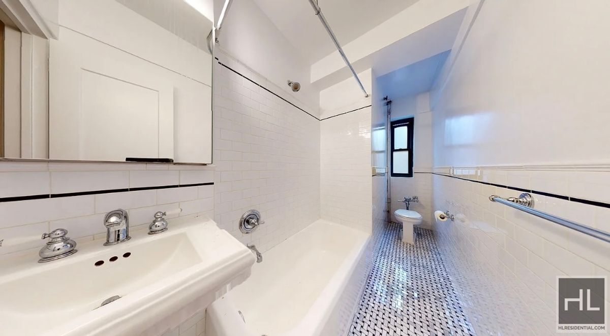 Photo - EAST 56 STREET Unidad 11F