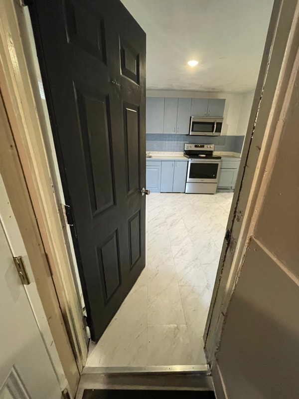 Photo - 742 Jay St