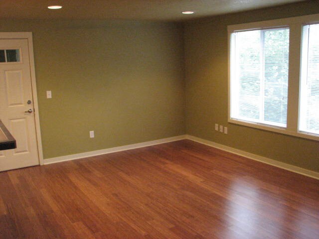 Photo - The Madrona Apartments