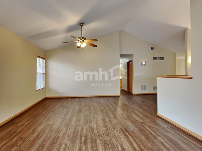 Photo - 1057 Sheridan Cir