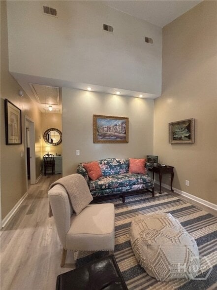 Photo - 1126 Collins St