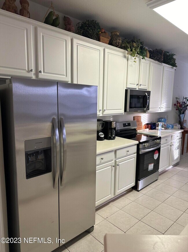 11251 Campfield Dr Condo Unit 4201 Condo for Rent in Jacksonville, FL