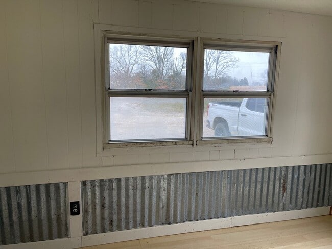 Photo - 2 BEDROOM 1 BATHROOM MOBILE HOME FOR RENT