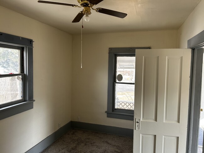 Photo - 708 Market St