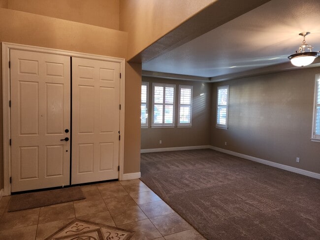 Photo - 1385 Oak Valley Dr