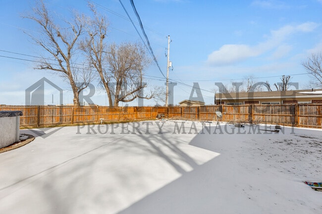 Photo - 8300 W 9th St N