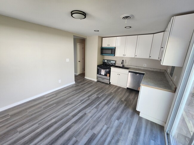 Photo - 314 Fremont Ave