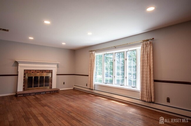 Photo - 1760 Rahway Rd