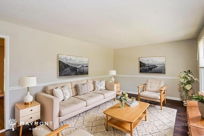 Photo - 4873 Everest Dr