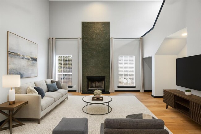 Photo - 903 Lipan Trail