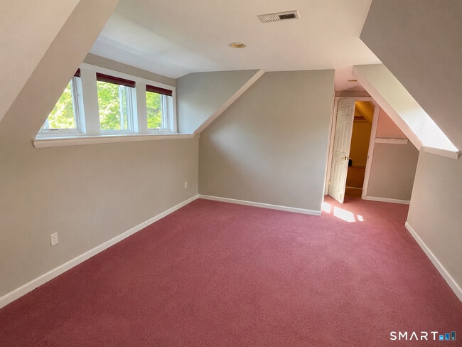 Photo - 77 Partridge Dr