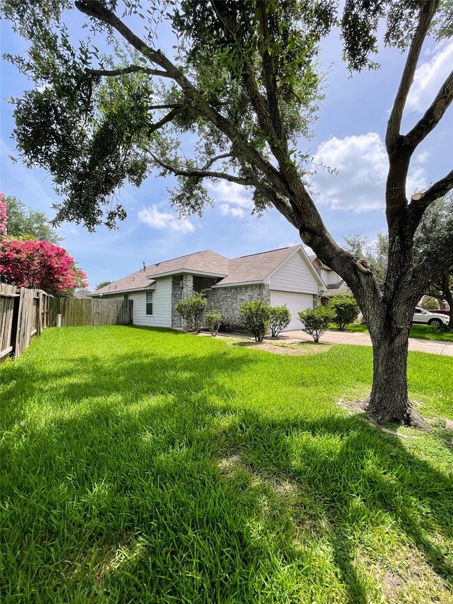 Photo - 4010 Bealey Ln